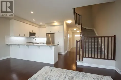 4043 Kelly Farm Drive Ottawa ON K1T 0E3