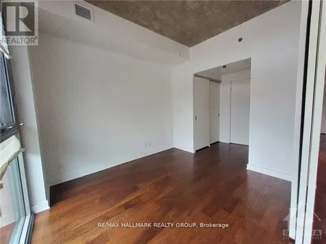 340 Mcleod Street Ottawa ON K2P 1A4