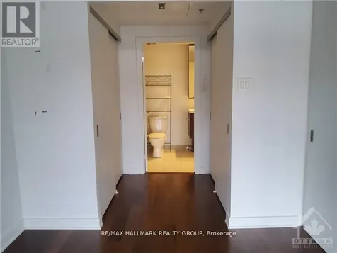 340 Mcleod Street Ottawa ON K2P 1A4