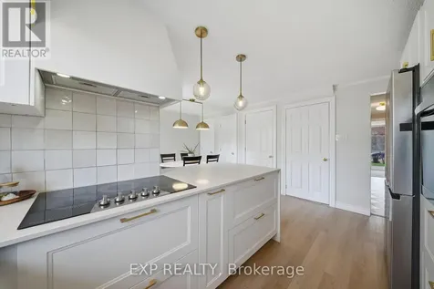2333 Cotters Crescent Ottawa ON K1V 8Y7