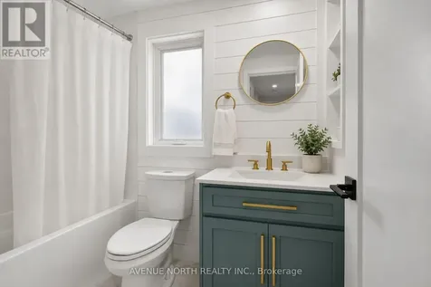 564 Seyton Drive Ottawa ON K2H 9B2