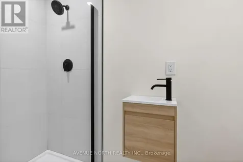 564 Seyton Drive Ottawa ON K2H 9B2