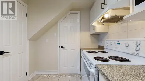 245 Cumberland Street Ottawa ON K1N 8W6