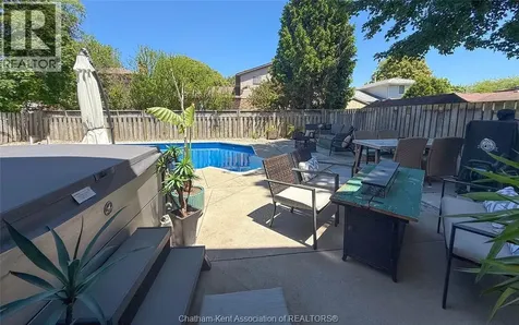 23 Argyle Crescent Chatham ON N7L 4T7