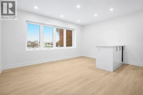 153 King Street West Chatham ON N7M 1E4