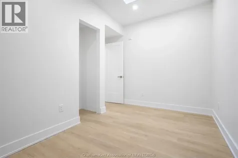 153 King Street West Chatham ON N7M 1E4