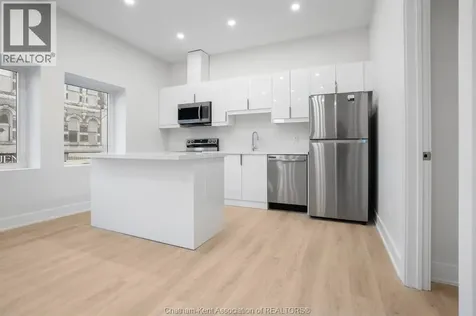 153 King Street Chatham ON N7M 1E4
