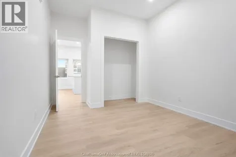 153 King Street Chatham ON N7M 1E4