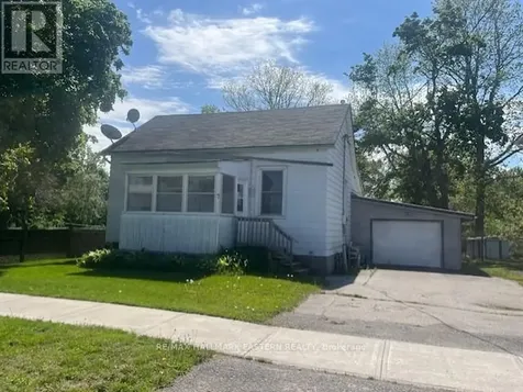 7 Edward Street Selwyn ON K0L 2H0
