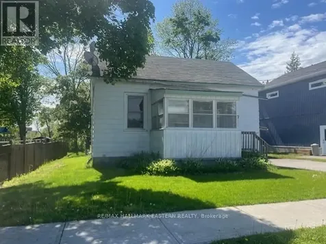 7 Edward Street Selwyn ON K0L 2H0