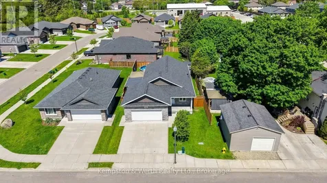 645 Davidson Avenue South North Perth (listowel) ON N4W 0G7