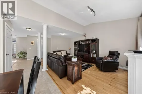 211 Mcnichol Drive Cambridge ON N1P 1J3