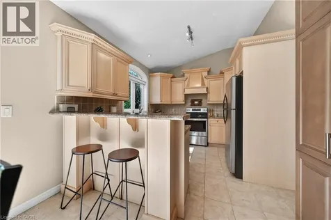 211 Mcnichol Drive Cambridge ON N1P 1J3