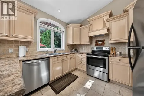 211 Mcnichol Drive Cambridge ON N1P 1J3