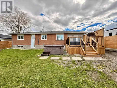 899 Vine Sudbury ON P3A 3P8