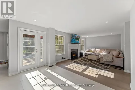 1645 Acorn Lane Pickering ON L1Y 1A7