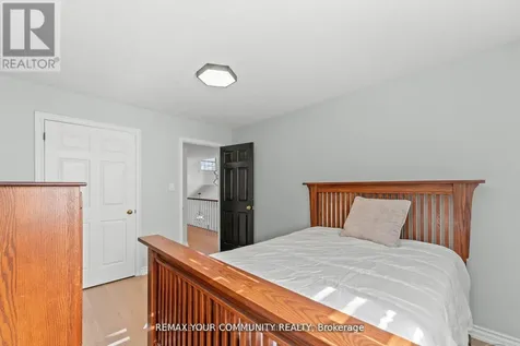 1645 Acorn Lane Pickering ON L1Y 1A7