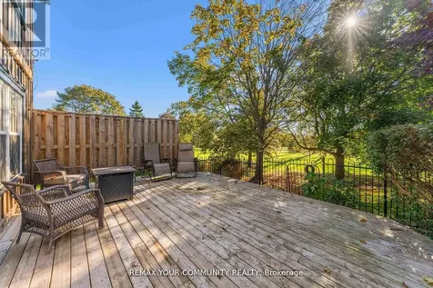 1645 Acorn Lane Pickering ON L1Y 1A7