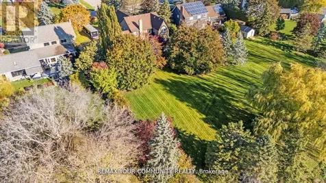 1645 Acorn Lane Pickering ON L1Y 1A7
