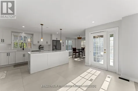 1645 Acorn Lane Pickering ON L1Y 1A7