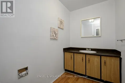 3445 Uplands Drive Ottawa ON K1V 9N5