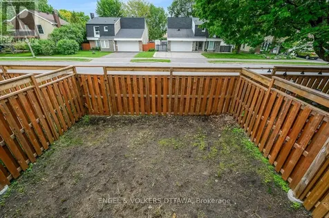 3445 Uplands Drive Ottawa ON K1V 9N5