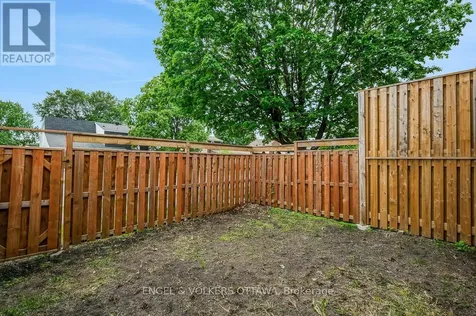3445 Uplands Drive Ottawa ON K1V 9N5