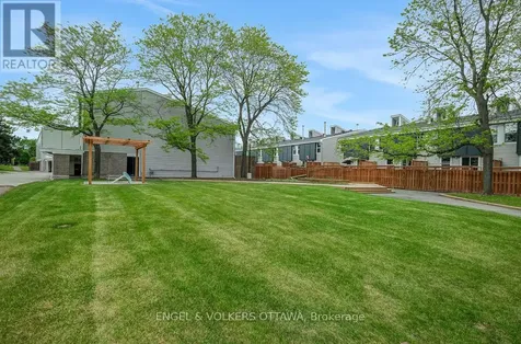 3445 Uplands Drive Ottawa ON K1V 9N5