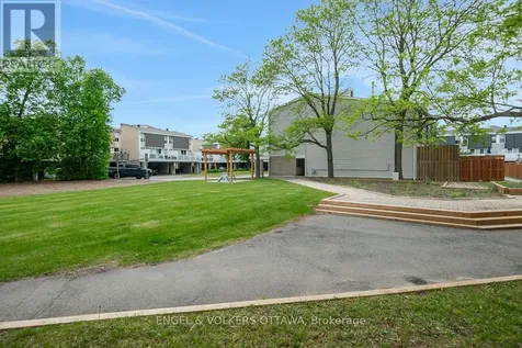 3445 Uplands Drive Ottawa ON K1V 9N5