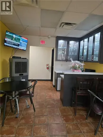 18 Market Street Brantford ON N3T 2Z5
