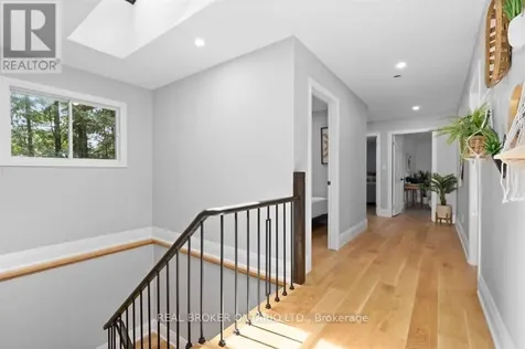 943 Barry Avenue Innisfil ON L0L 1W0