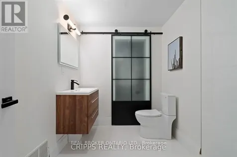 943 Barry Avenue Innisfil ON L0L 1W0