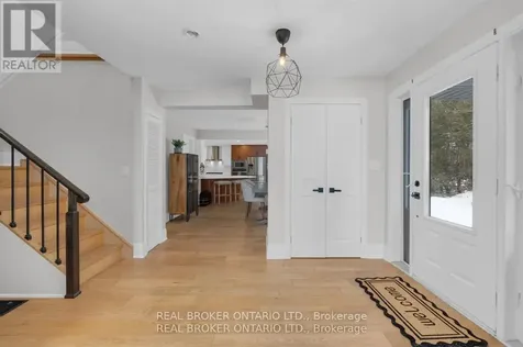 943 Barry Avenue Innisfil ON L0L 1W0