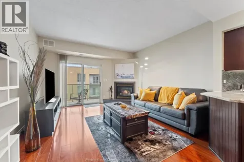 4789 Riverside Drive Windsor ON N8Y 5A2