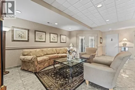 4789 Riverside Drive Windsor ON N8Y 5A2