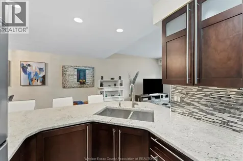 4789 Riverside Drive Windsor ON N8Y 5A2