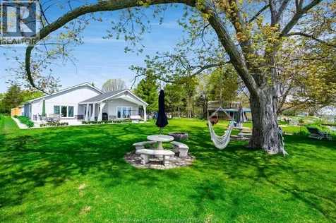 952 Hiawatha Beach Wheatley ON N0P 2P0