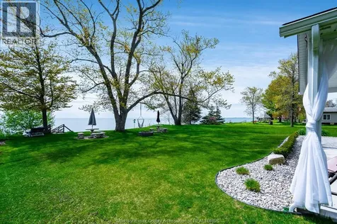 952 Hiawatha Beach Wheatley ON N0P 2P0