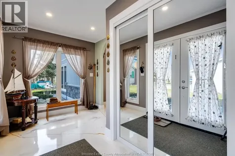 952 Hiawatha Beach Wheatley ON N0P 2P0