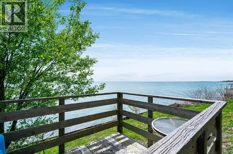 952 Hiawatha Beach Wheatley ON N0P 2P0