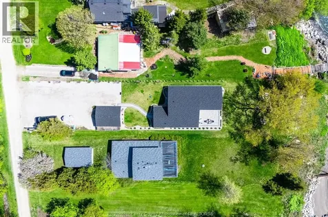 952 Hiawatha Beach Wheatley ON N0P 2P0