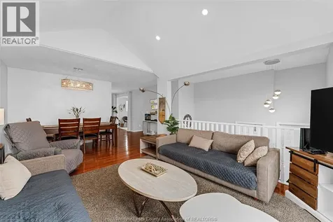 3888 Aristotle Crescent Windsor ON N9G 2N9