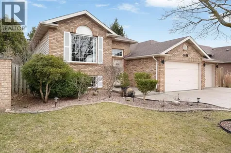 3888 Aristotle Crescent Windsor ON N9G 2N9