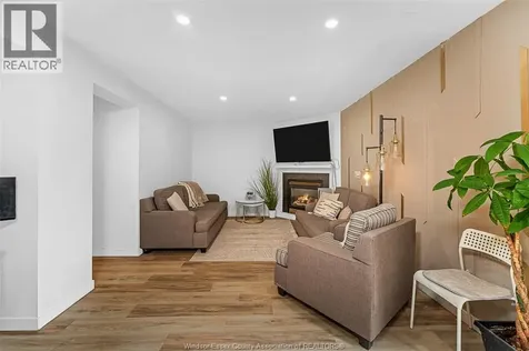 3888 Aristotle Crescent Windsor ON N9G 2N9