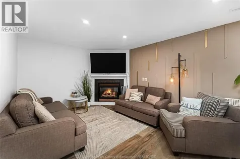 3888 Aristotle Crescent Windsor ON N9G 2N9