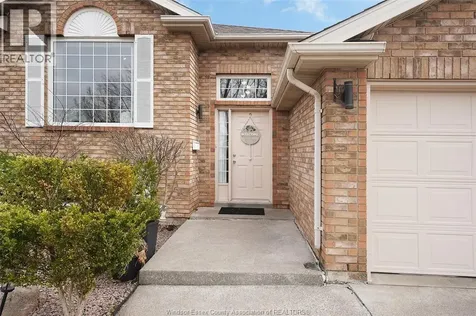 3888 Aristotle Crescent Windsor ON N9G 2N9