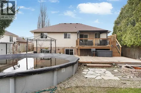 3888 Aristotle Crescent Windsor ON N9G 2N9
