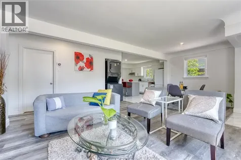 3414 Dominion Avenue Windsor ON N9E 2N7
