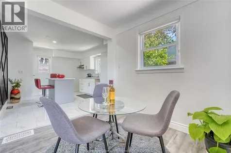 3414 Dominion Avenue Windsor ON N9E 2N7