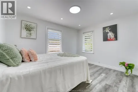 3414 Dominion Avenue Windsor ON N9E 2N7